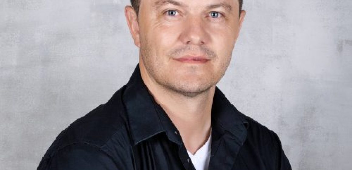 Mnr J Booysen