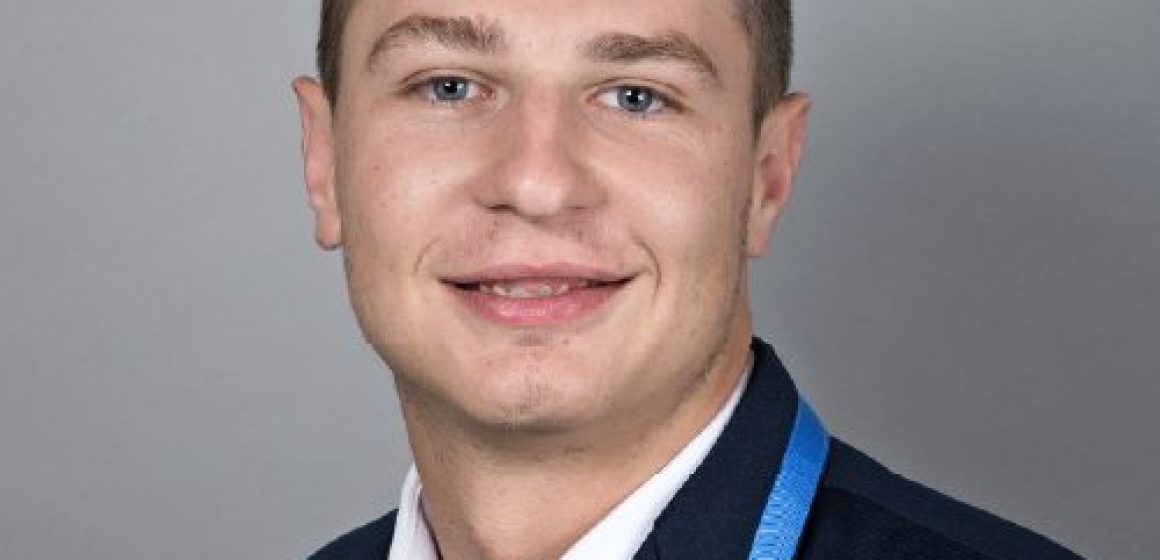Mnr J Visser
