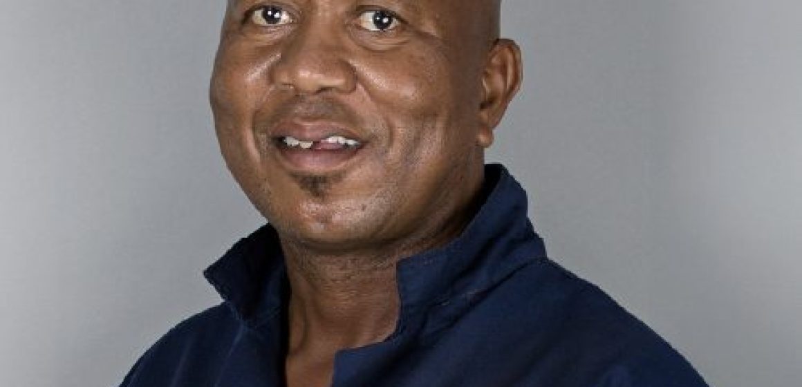 Mnr L Mashabela